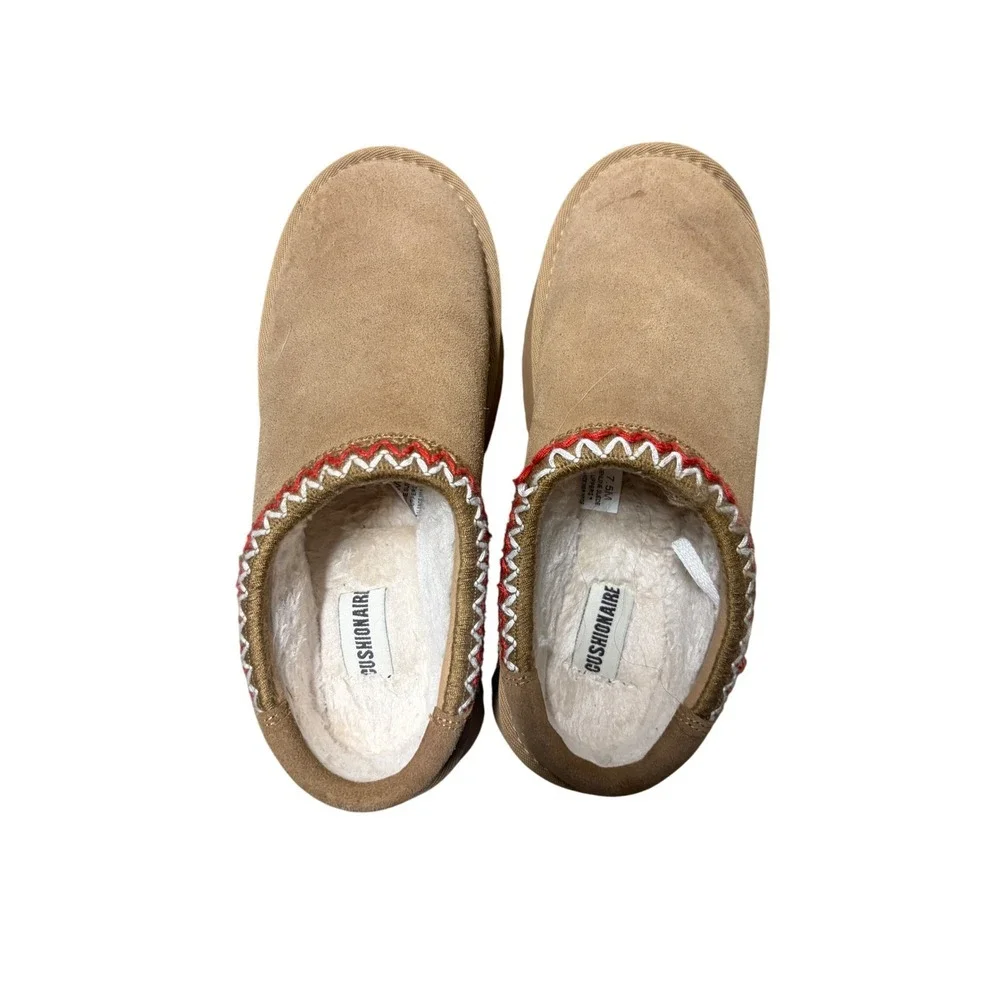 CUSHIONAIRE Kabuki Platform Genuine Suede Fuzzy Mule Slippers Women Sz 7.5 - Picture 2 of 7